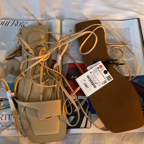 Sandals - Picture 2 of 6